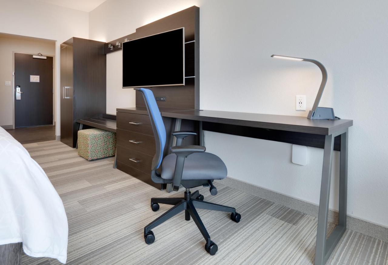 Holiday Inn Express - Kermit By Ihg Buitenkant foto