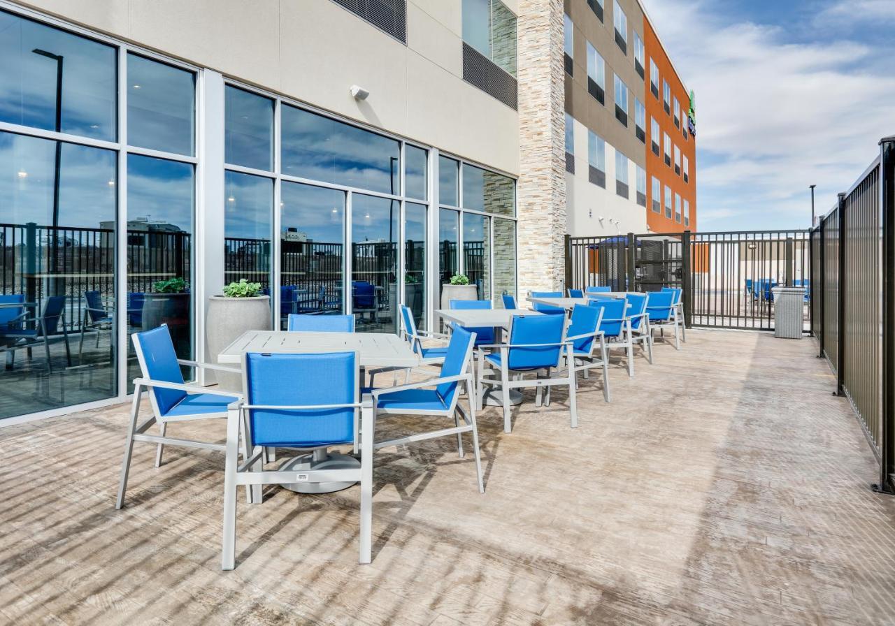 Holiday Inn Express - Kermit By Ihg Buitenkant foto
